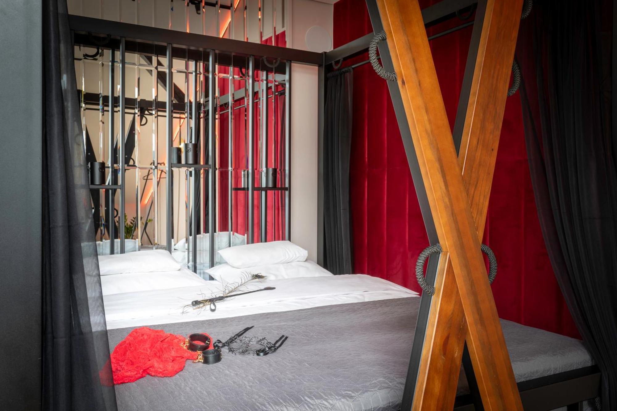 Exclusive Bdsm Apartment Krakow - Adults Only エクステリア 写真